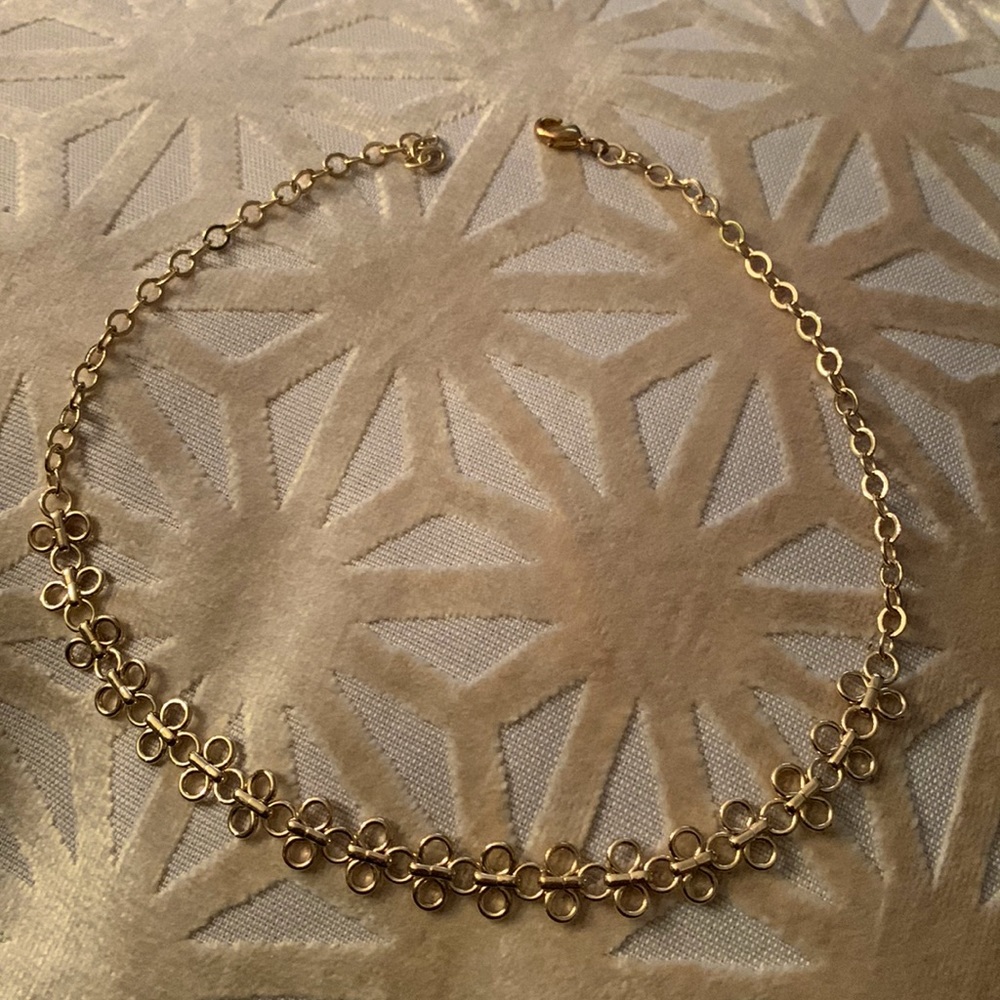 ✨FREE with Purchase✨ Gold tone Choker/ Necklace